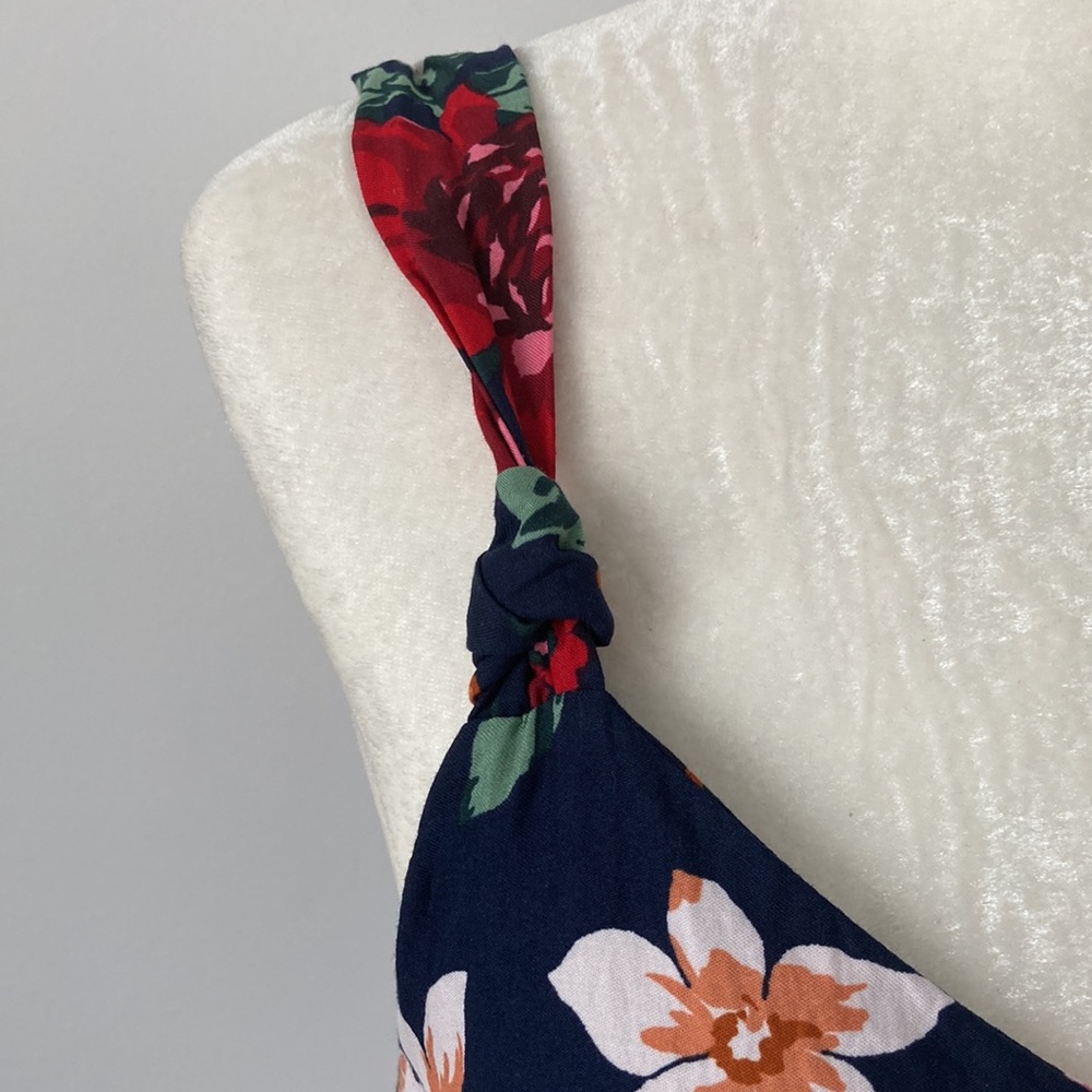 Old Navy Floral Top - Picture 3 of 7